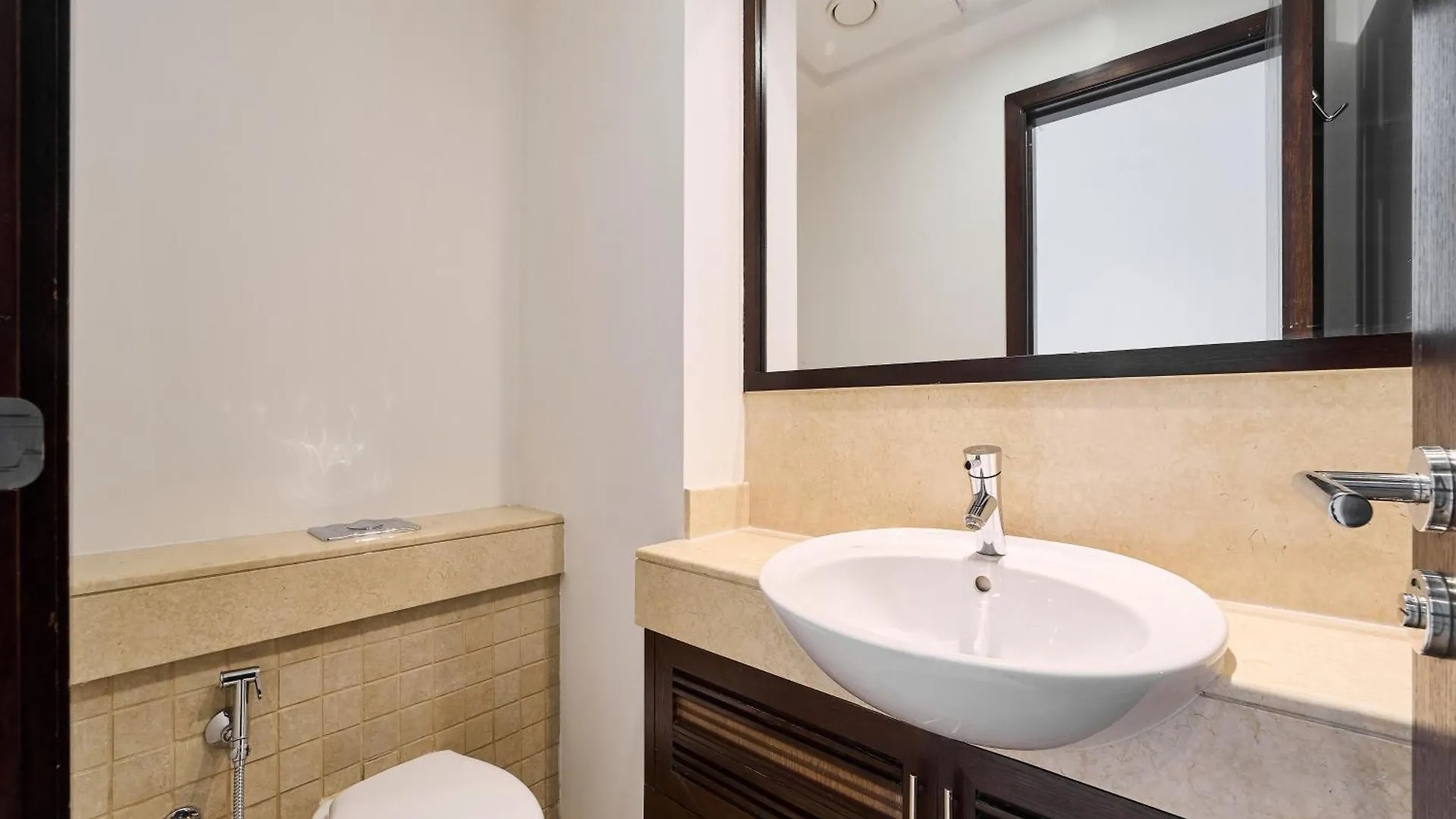 Golden Homes Burj Residences Tower 05 1Br City View Near Dubai Mall & Burj Khalifa 0*,