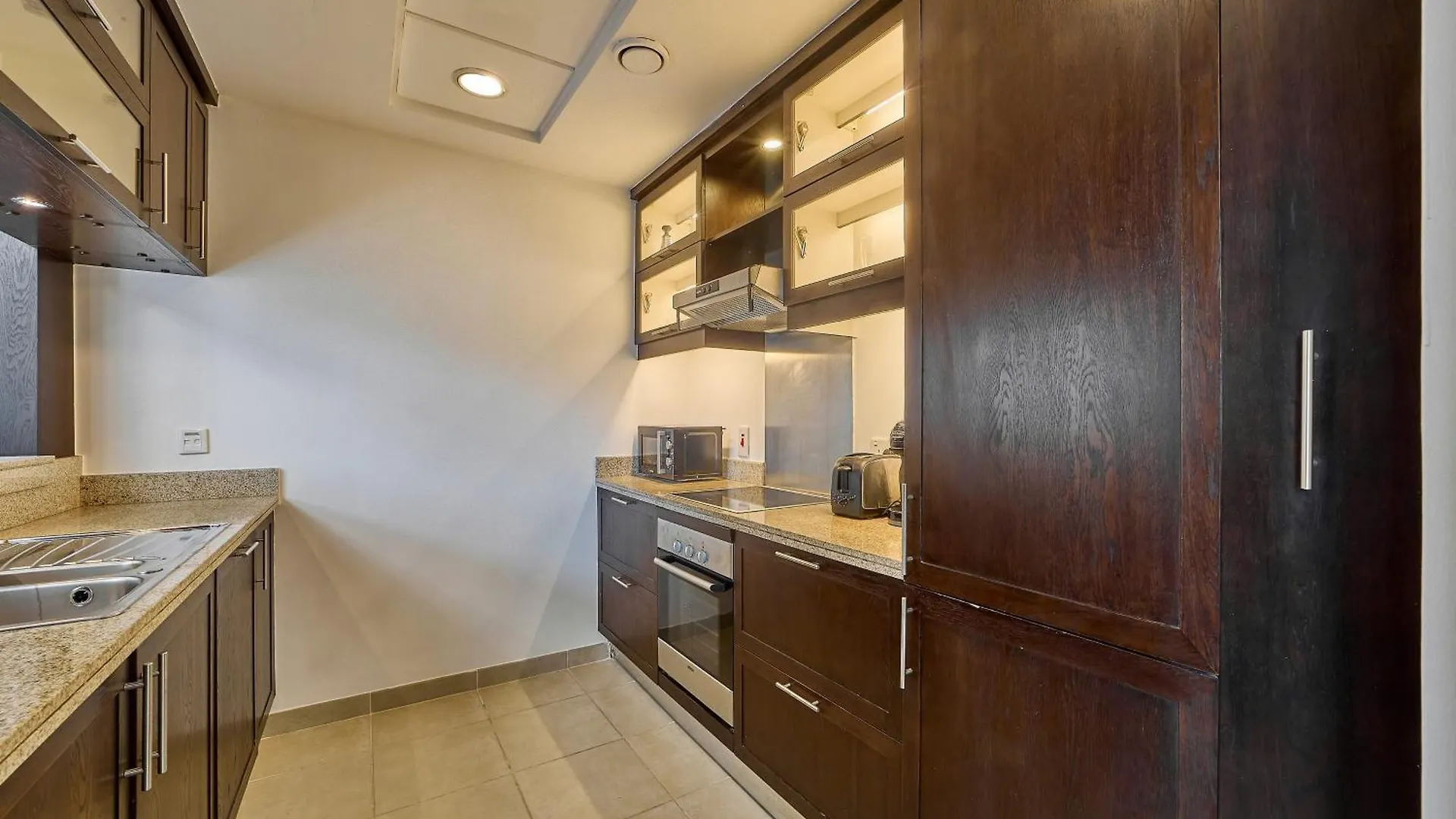 Golden Homes Burj Residences Tower 05 1Br City View Near Dubai Mall & Burj Khalifa Apartment